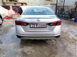 نيسان ألتيما